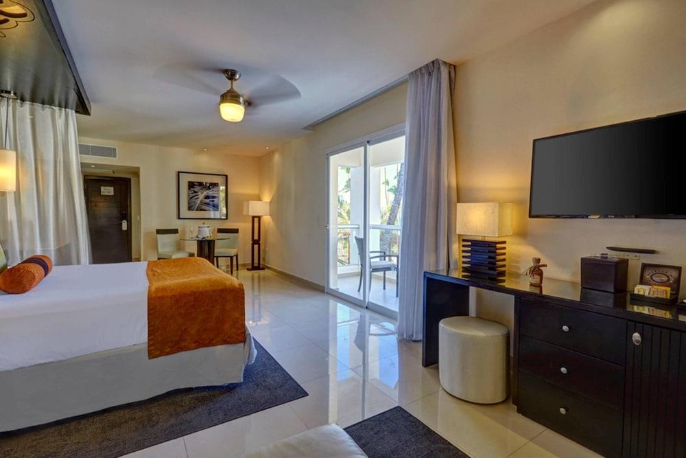 בווארו Royalton Punta Cana, An Autograph Collection All-Inclusive Resort & Casino מראה חיצוני תמונה