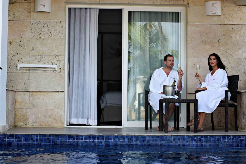 בווארו Royalton Punta Cana, An Autograph Collection All-Inclusive Resort & Casino מראה חיצוני תמונה