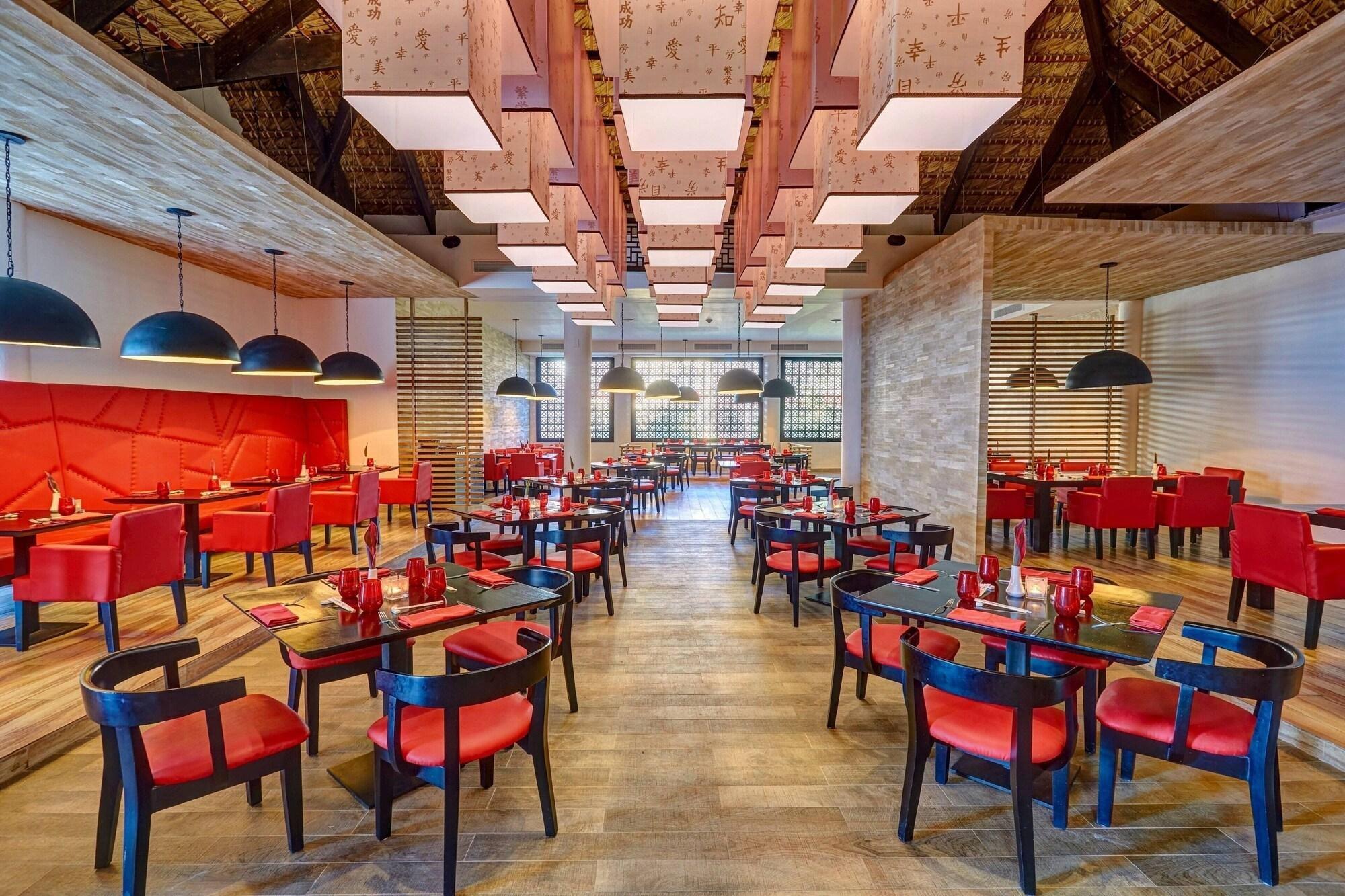בווארו Royalton Punta Cana, An Autograph Collection All-Inclusive Resort & Casino מראה חיצוני תמונה