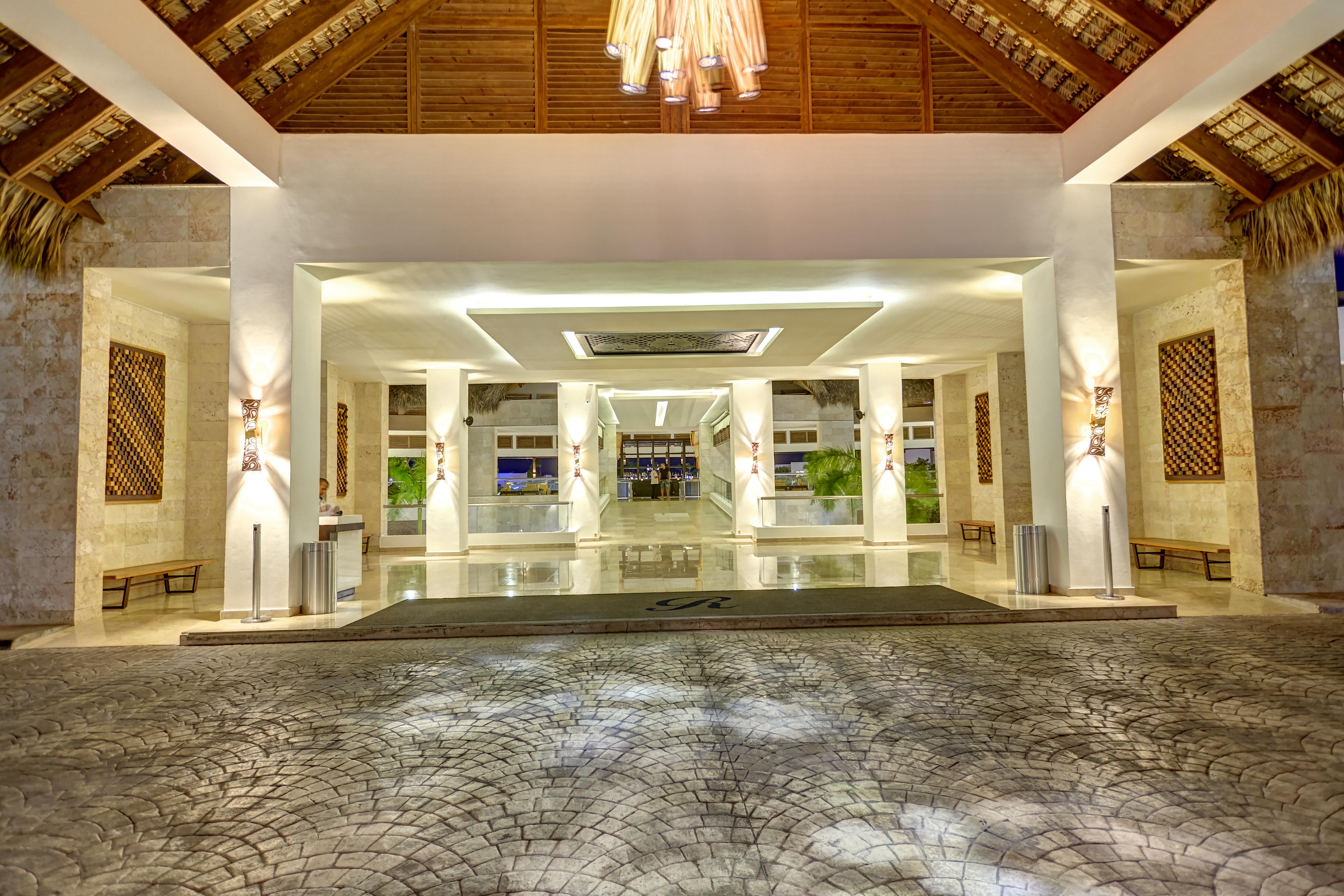 בווארו Royalton Punta Cana, An Autograph Collection All-Inclusive Resort & Casino מראה חיצוני תמונה