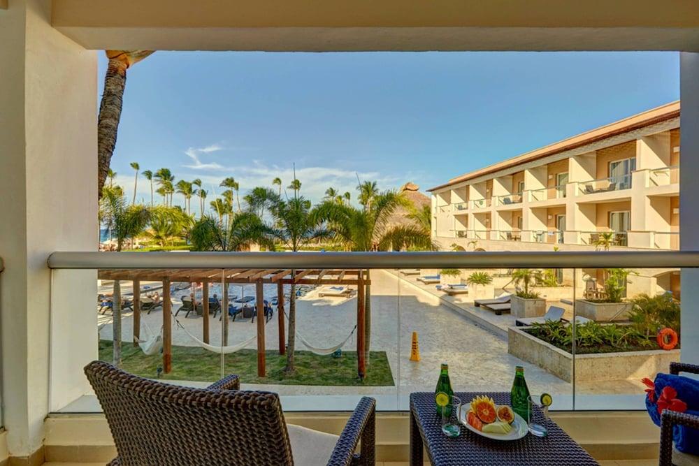 בווארו Royalton Punta Cana, An Autograph Collection All-Inclusive Resort & Casino מראה חיצוני תמונה