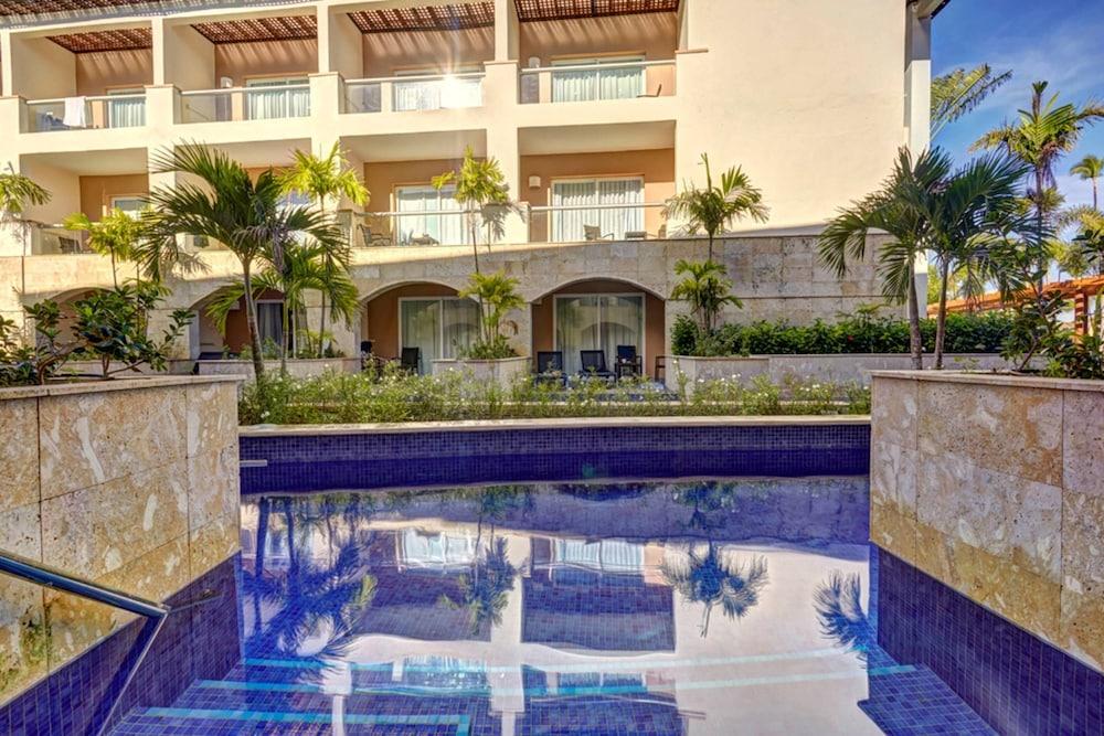 בווארו Royalton Punta Cana, An Autograph Collection All-Inclusive Resort & Casino מראה חיצוני תמונה